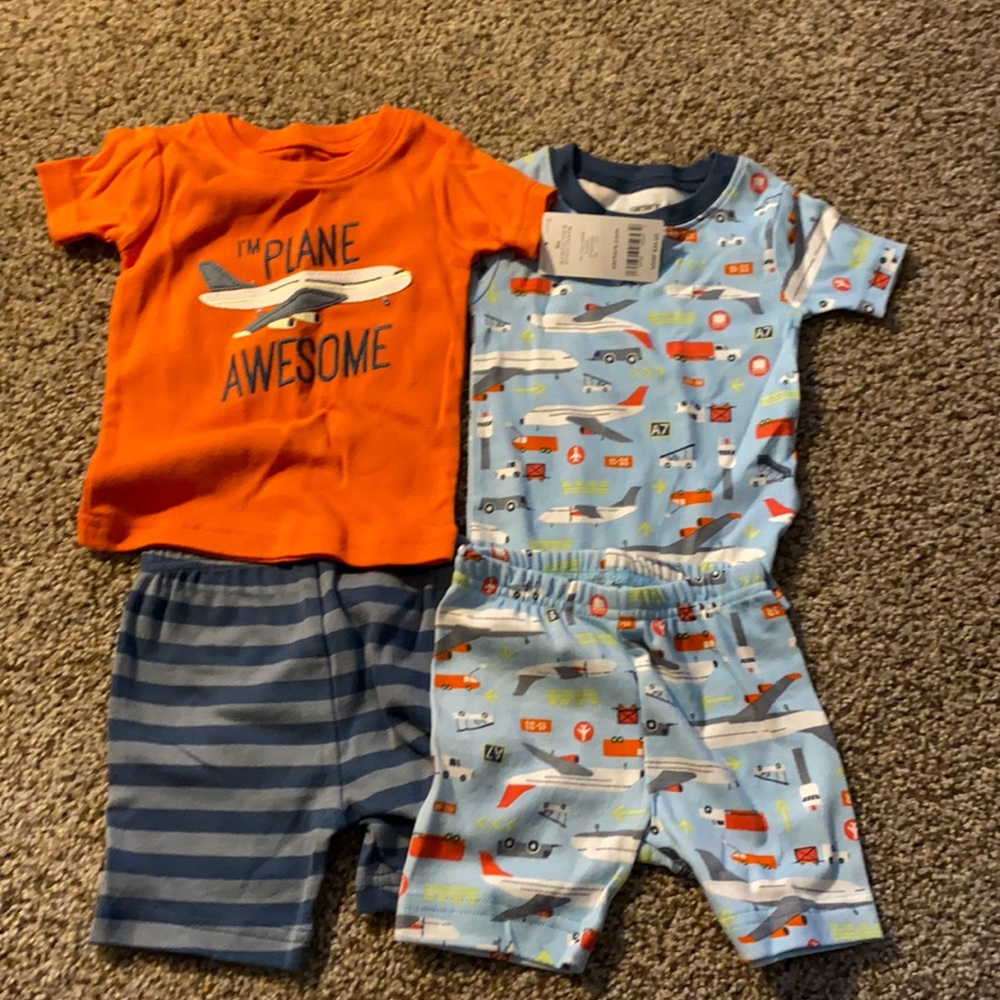 Carter's infant 9m 4 piece set